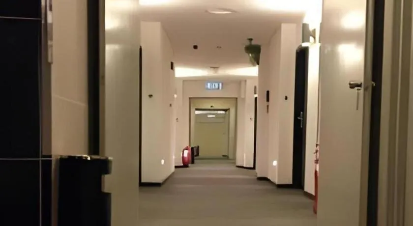 Kingston Hotel Kota Kinabalu 2*,  Malaysia
